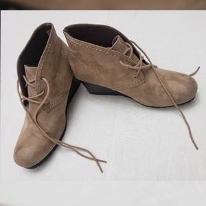 Time and Tru Booties